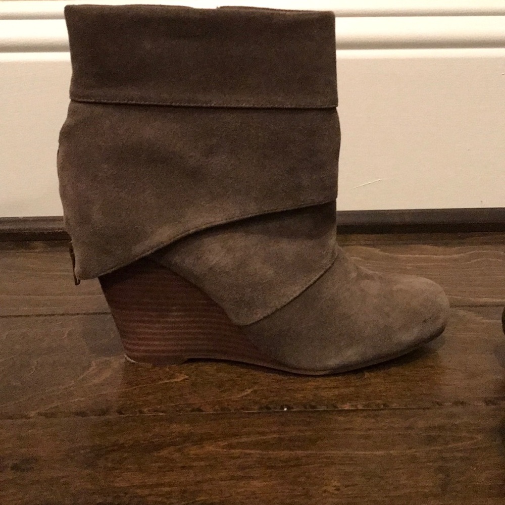 Brown sued wedge booties